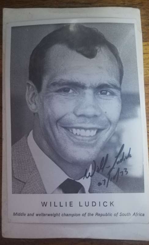 SIGNED POSTCARD OF WILLIE LUDICK  ON 07/10/73